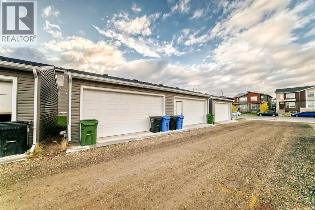 107 Cornerstone Path NE