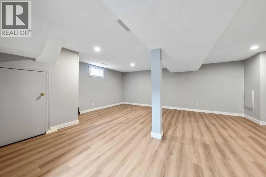 218A Allan Crescent SE