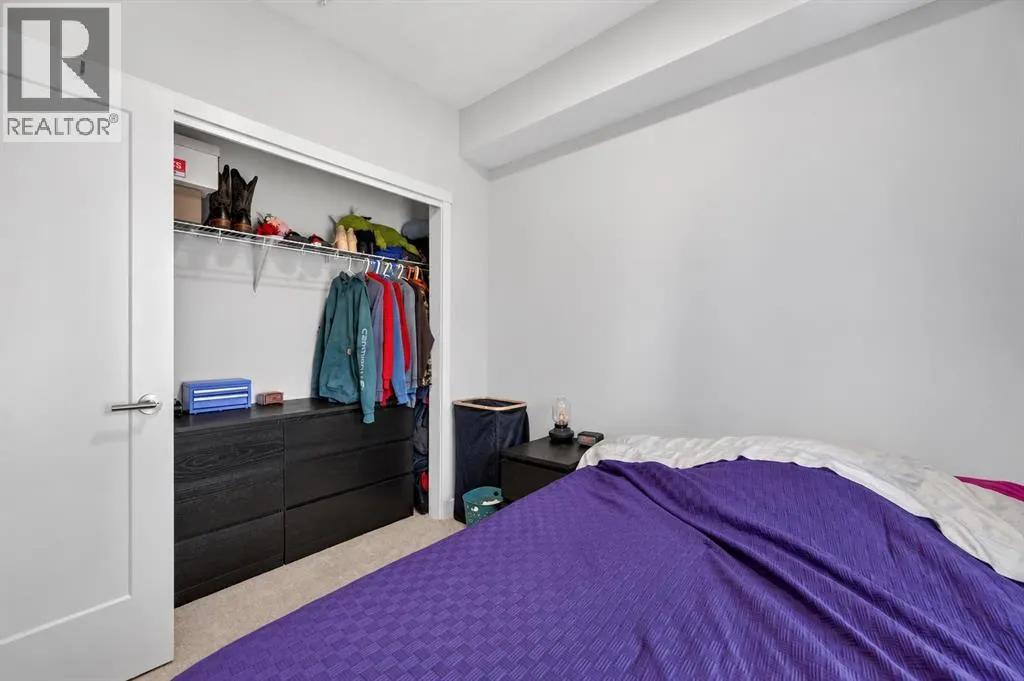 206, 700 Shawnee Square SW