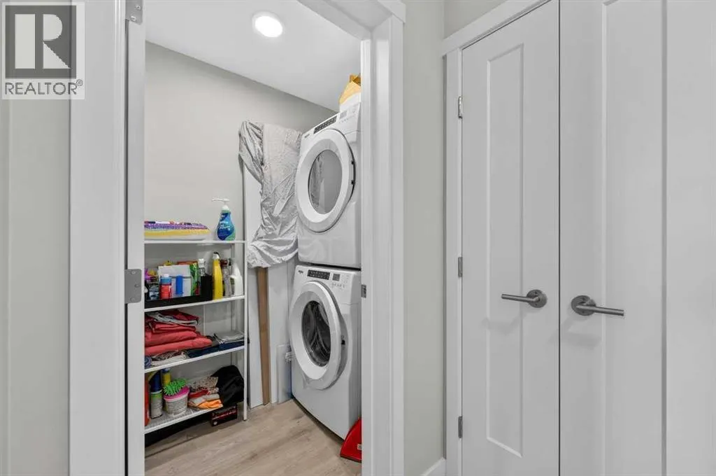 206, 700 Shawnee Square SW