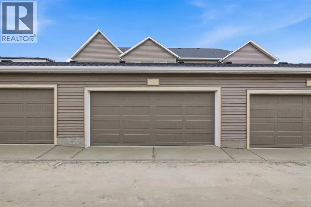 2213 Bayview Drive SW