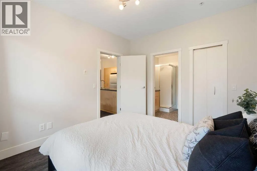 127, 69 Springborough Court SW