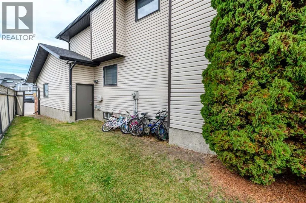 119 Pasadena Green NE
