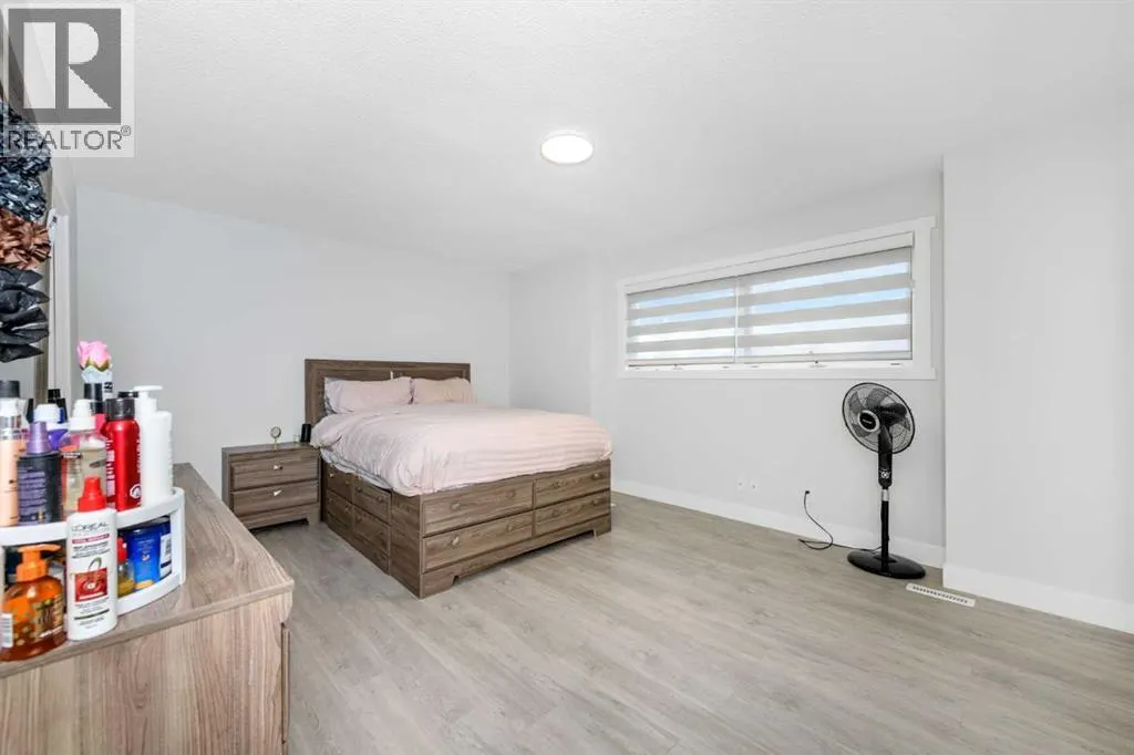 119 Pasadena Green NE
