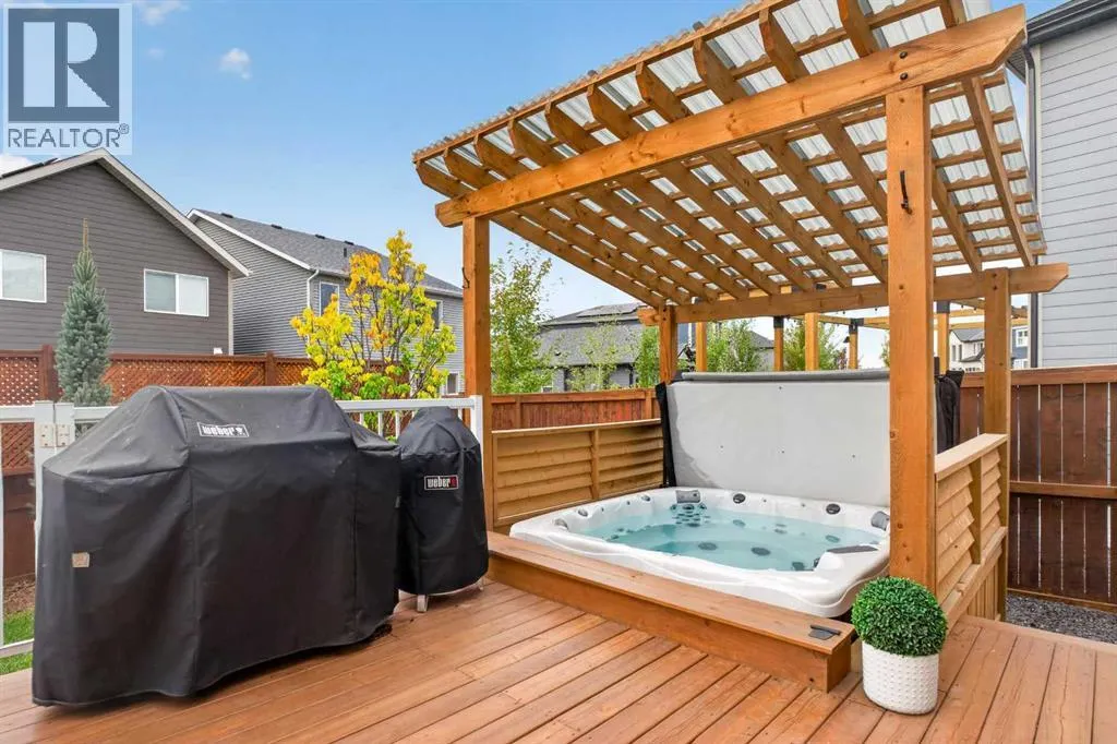 117 Legacy Glen Crescent SE