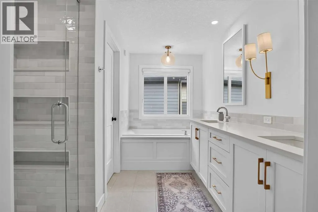 117 Legacy Glen Crescent SE