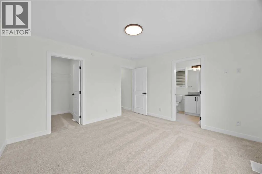 41 Hotchkiss Gardens SE