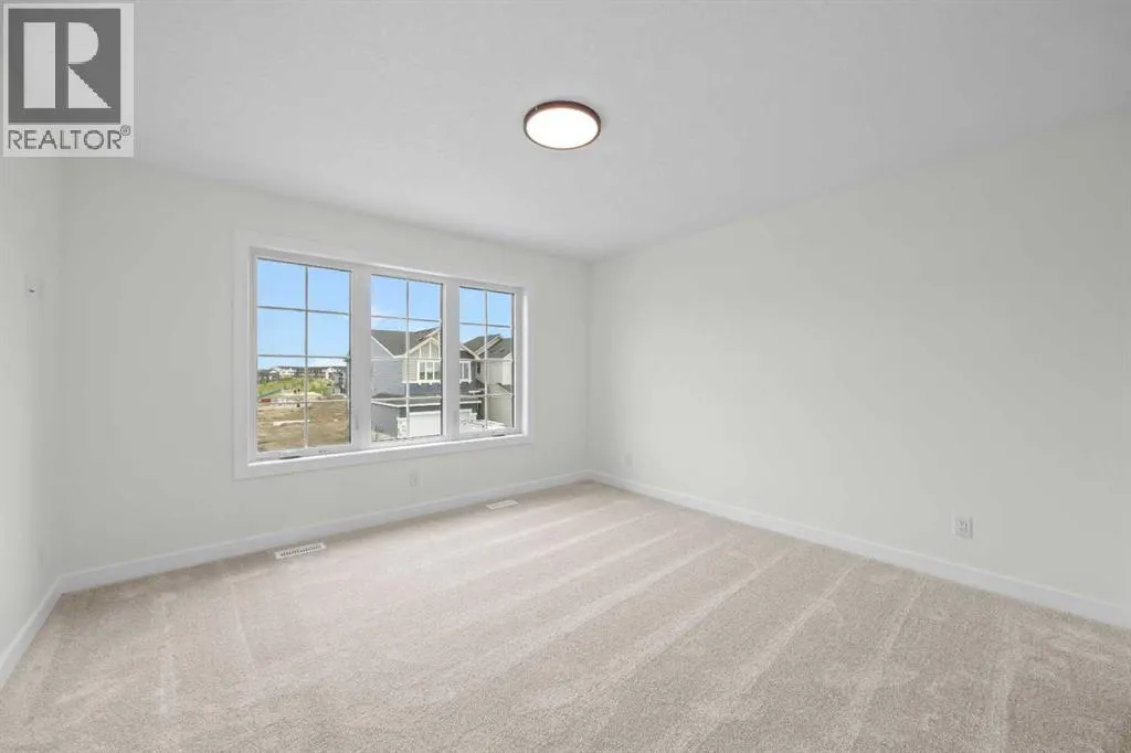 41 Hotchkiss Gardens SE