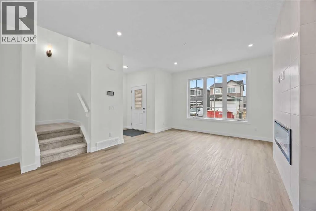 41 Hotchkiss Gardens SE