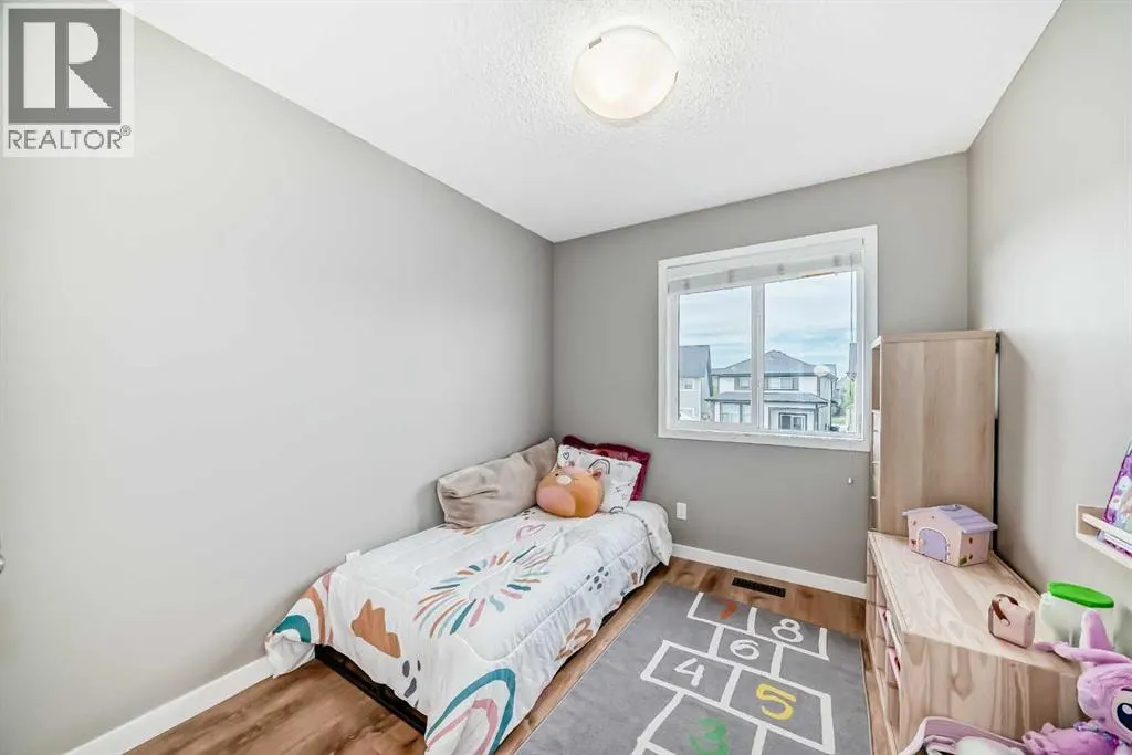 43 Masters Square SE