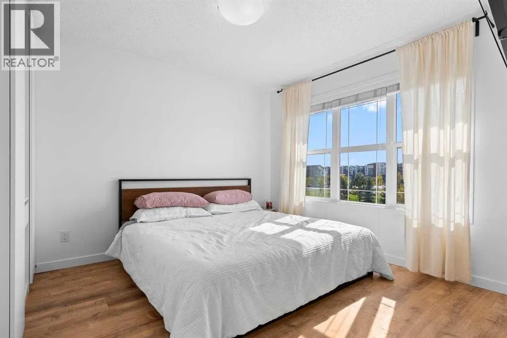 43 Masters Square SE