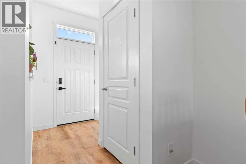 43 Masters Square SE