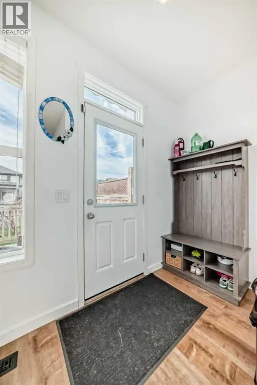 43 Masters Square SE
