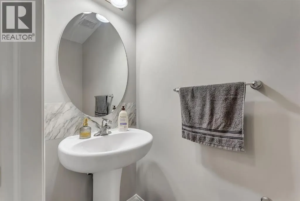245 Cityscape Boulevard NE
