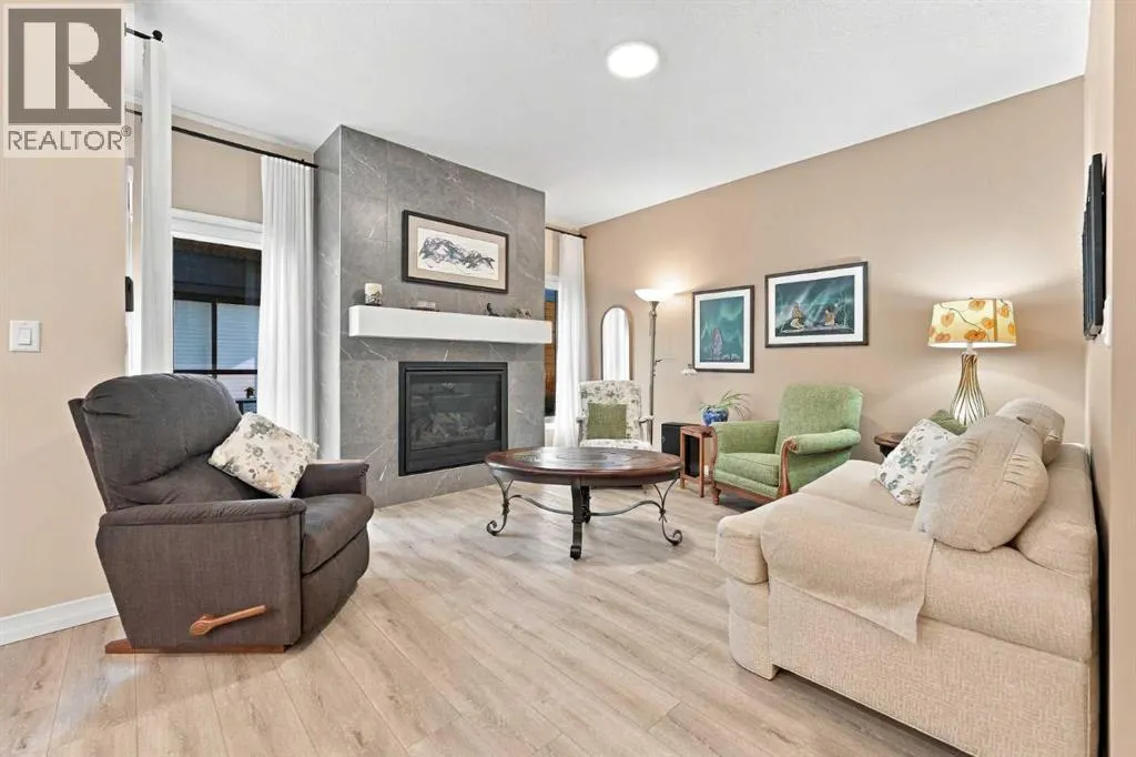 1911 Mahogany Boulevard SE