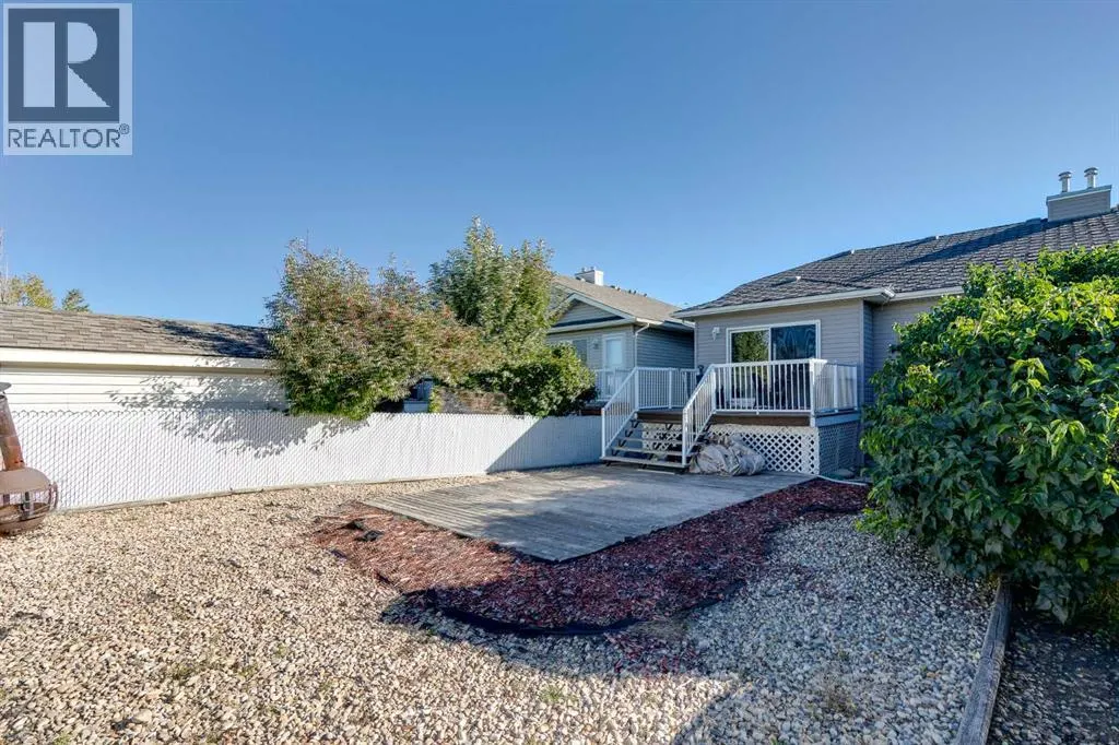 389 Stonegate Way NW