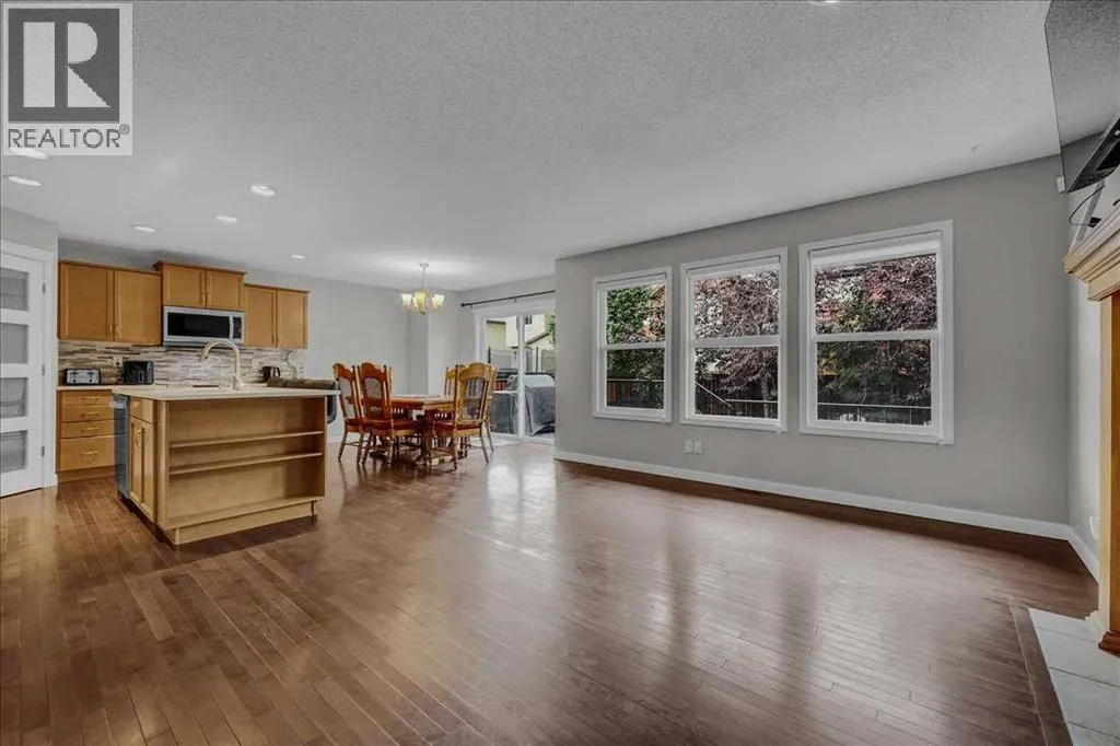 134 Autumn Close SE