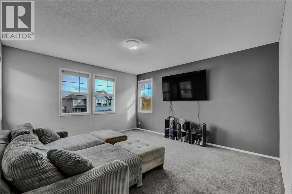 134 Autumn Close SE
