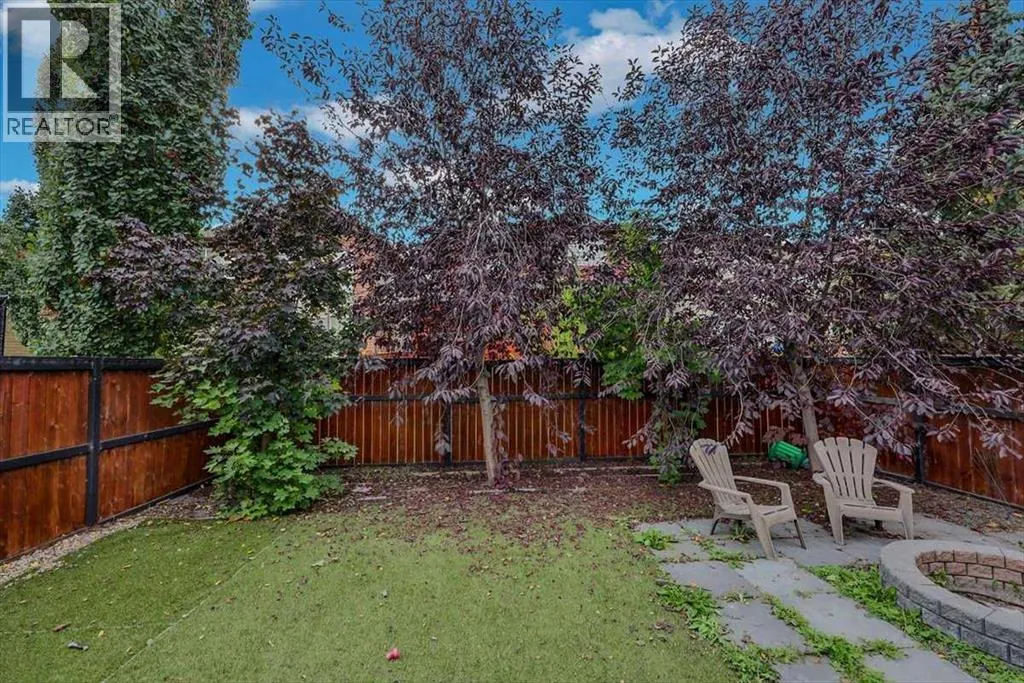 134 Autumn Close SE