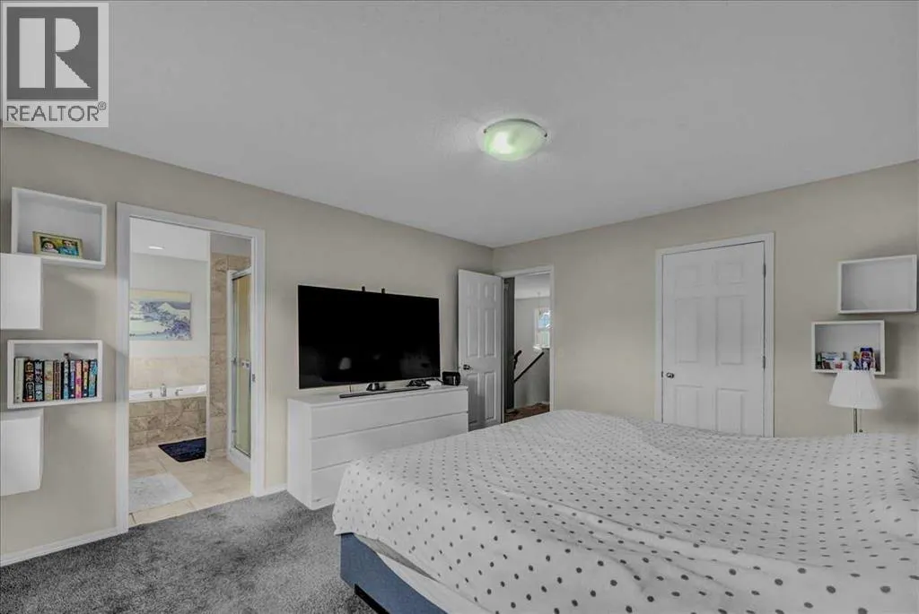 134 Autumn Close SE