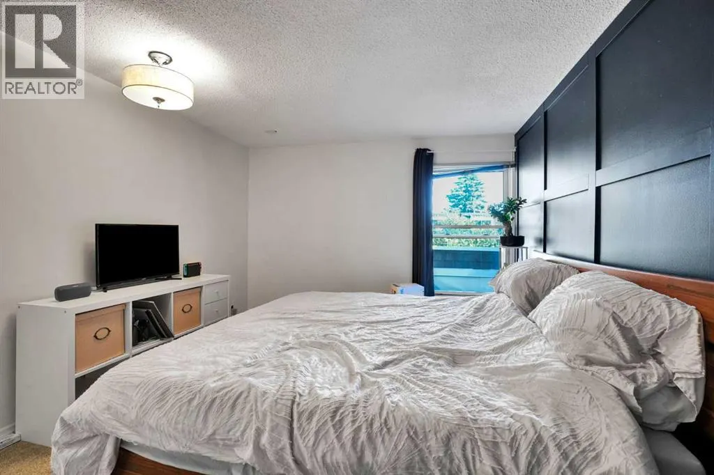 152, 330 Canterbury Drive SW
