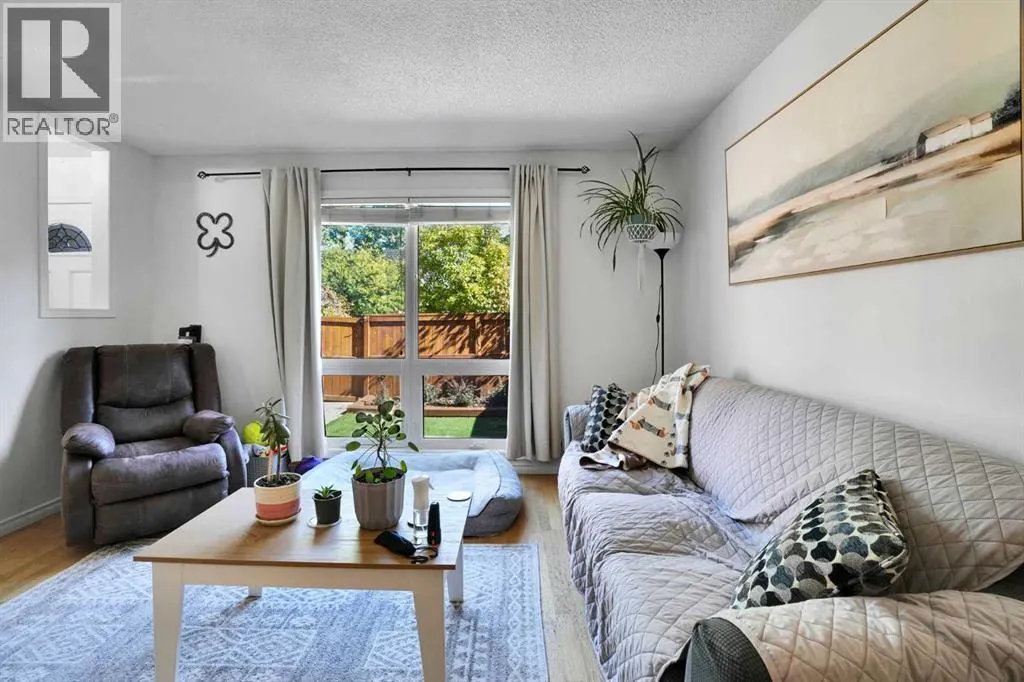 152, 330 Canterbury Drive SW