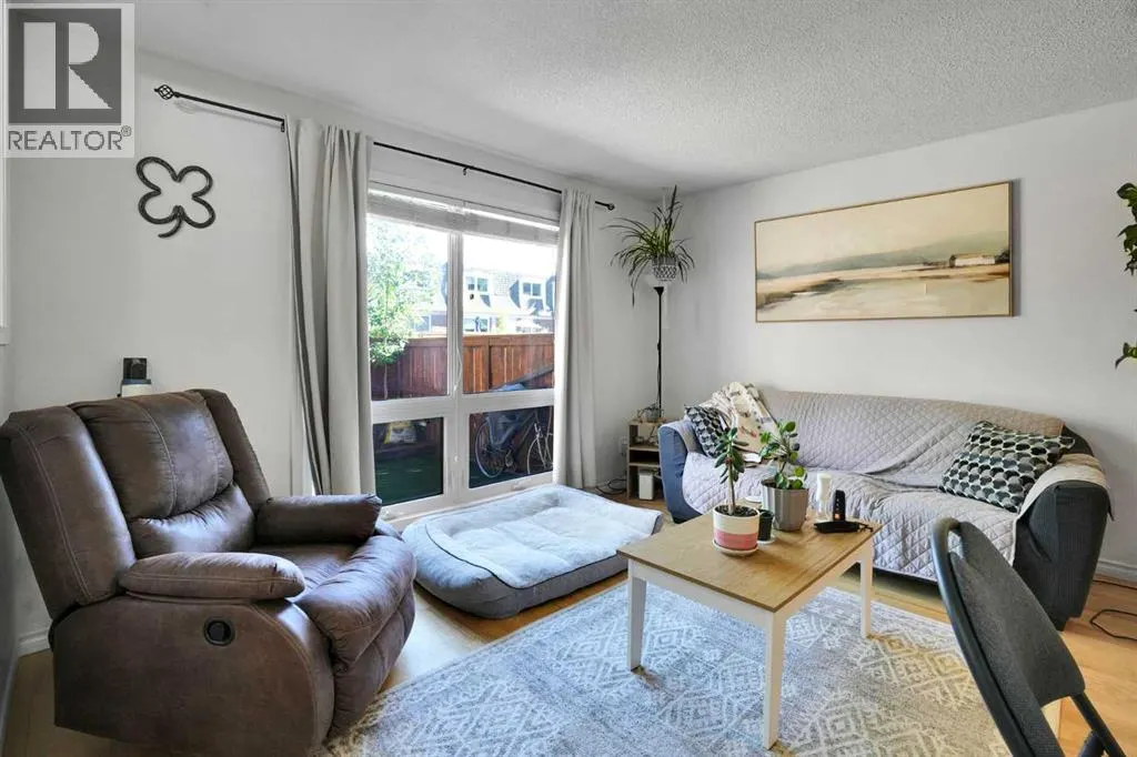 152, 330 Canterbury Drive SW