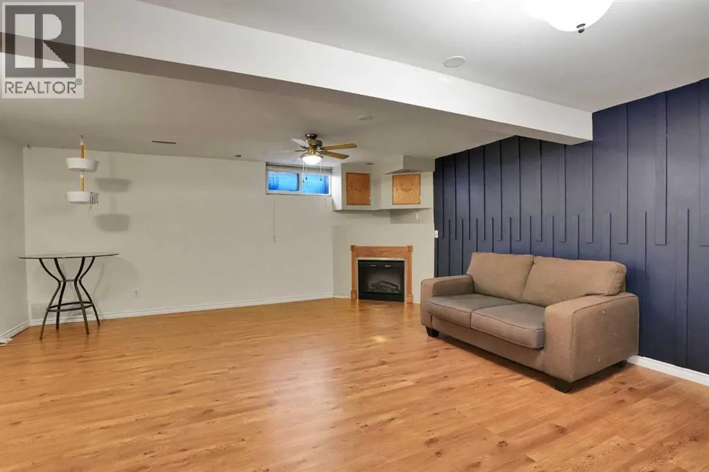 152, 330 Canterbury Drive SW