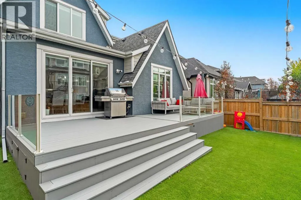 107 Masters Way SE