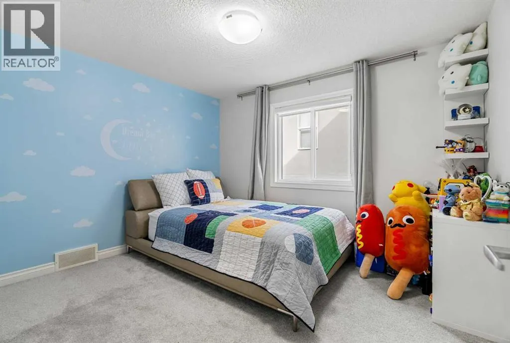 107 Masters Way SE
