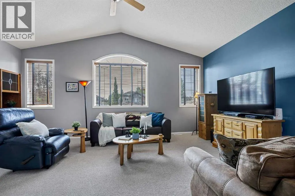 402 Fairways Mews NW