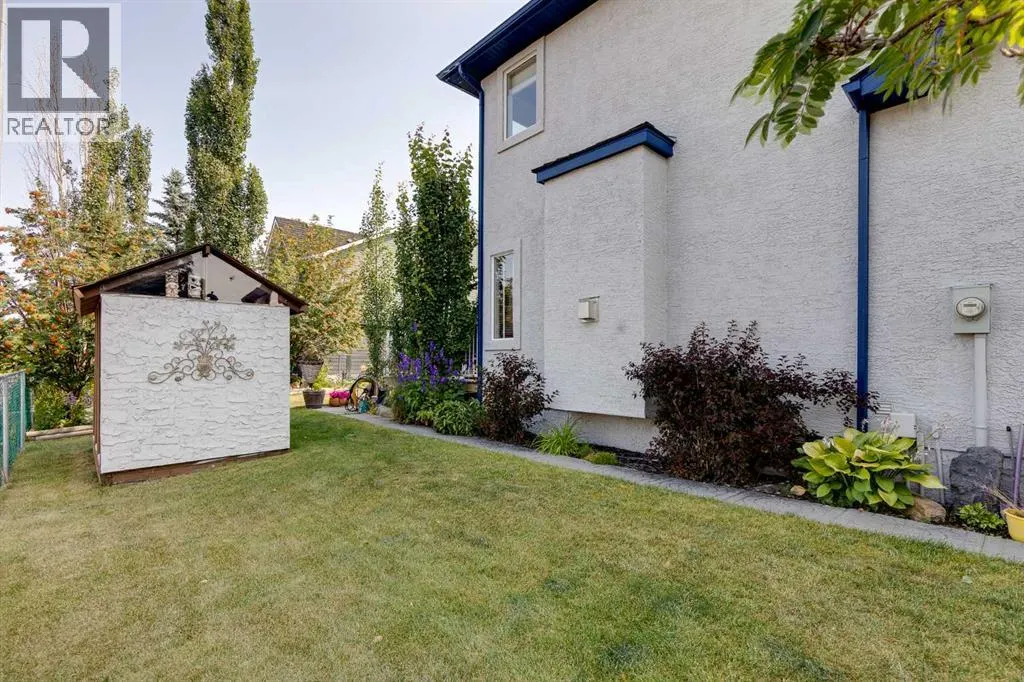 402 Fairways Mews NW