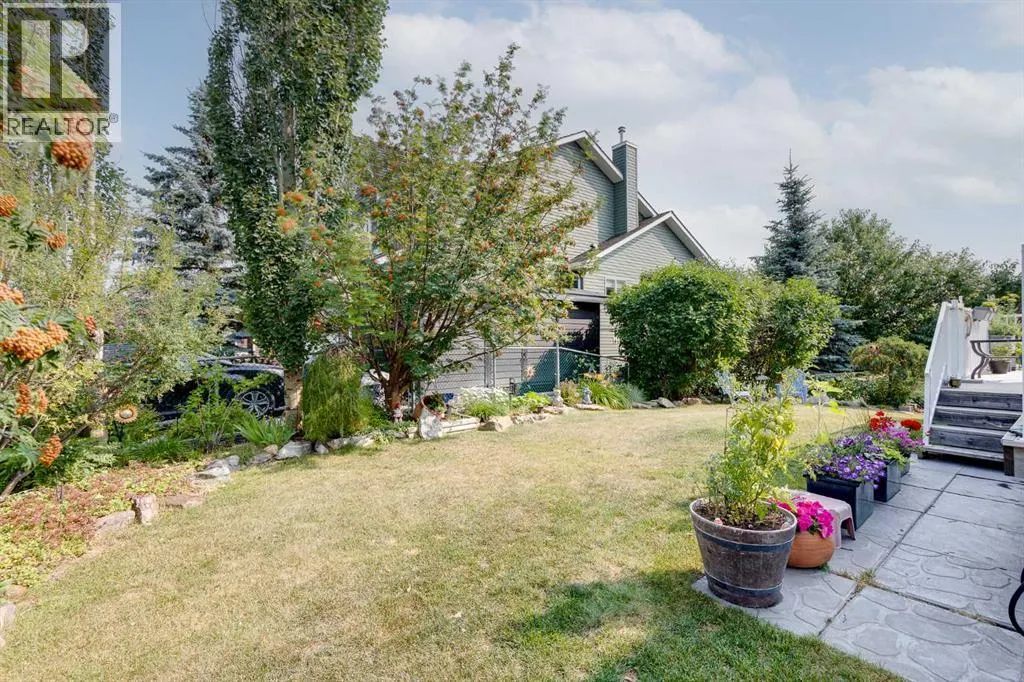 402 Fairways Mews NW