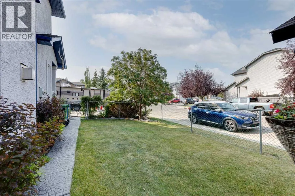 402 Fairways Mews NW