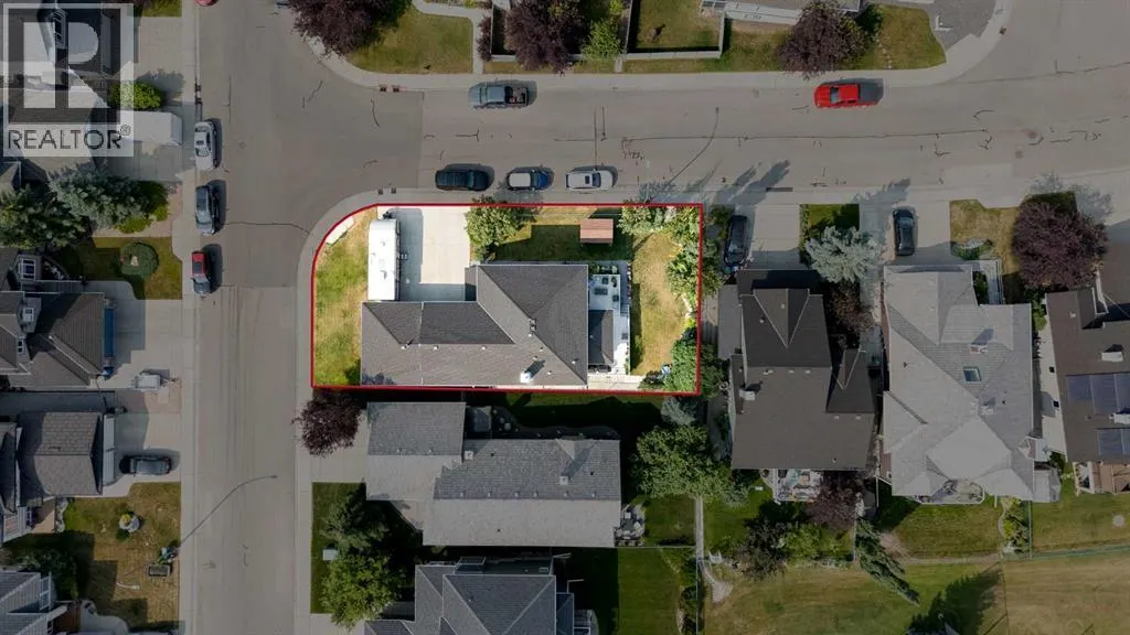 402 Fairways Mews NW