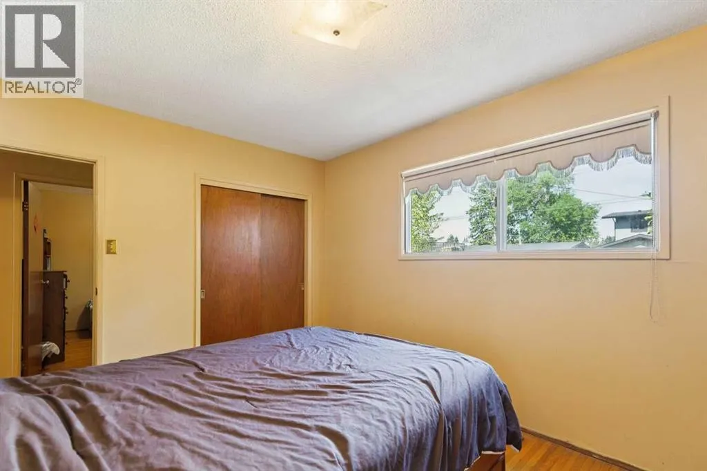 249 Wascana Crescent SE