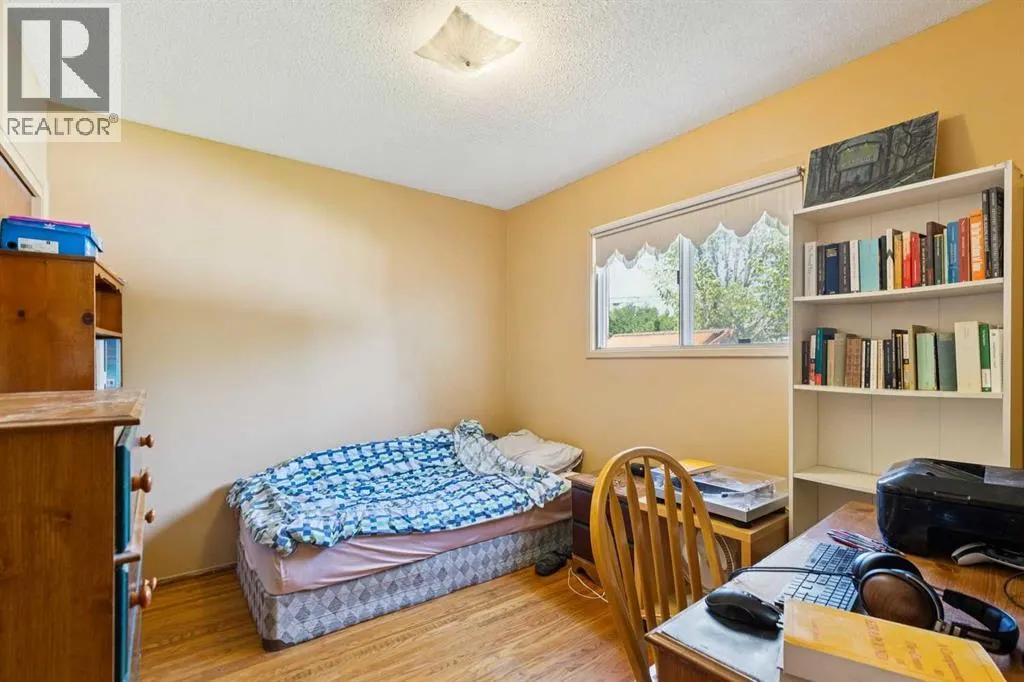 249 Wascana Crescent SE