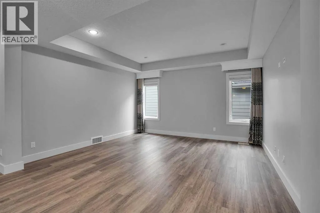 92 Masters Court SE