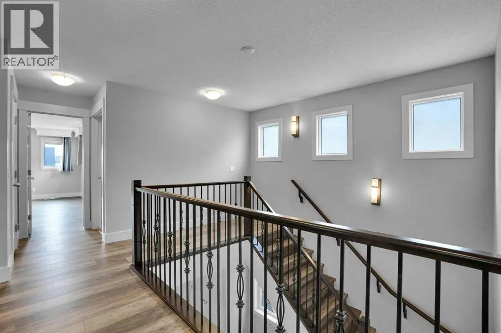92 Masters Court SE