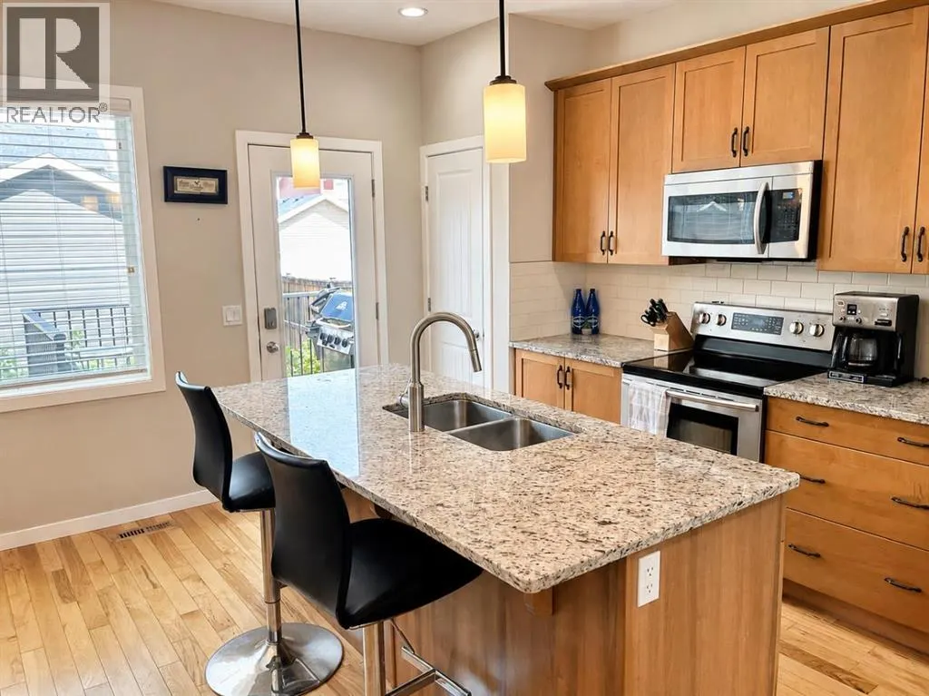 12 Fireside Bend