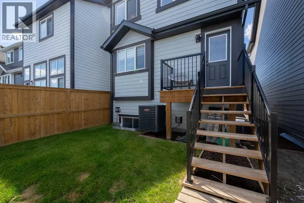 31 Magnolia Grove SE