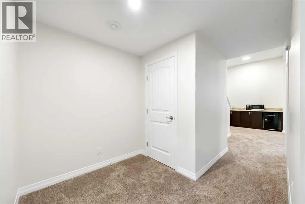 31 Magnolia Grove SE