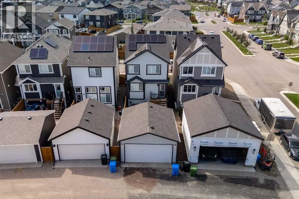 31 Magnolia Grove SE