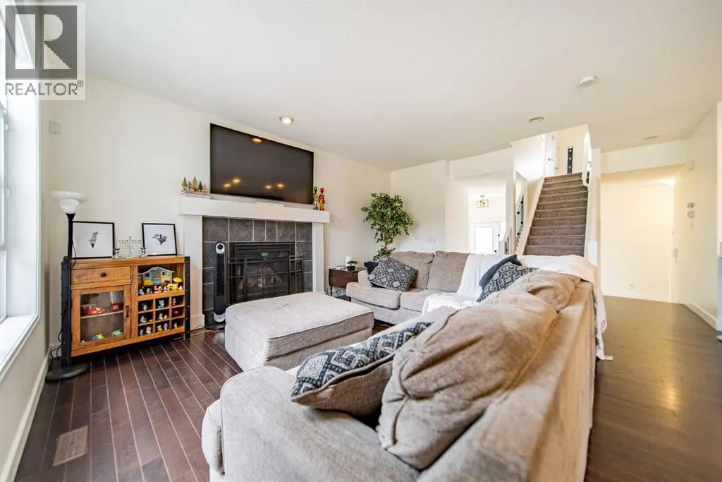 83 Auburn Glen Lane SE