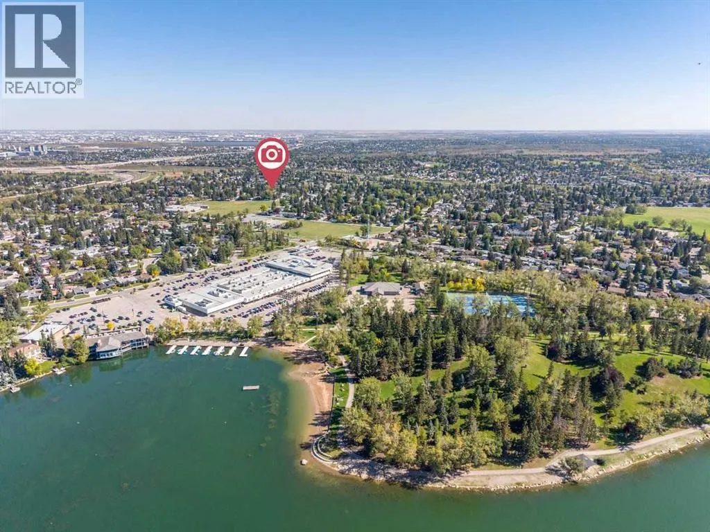 232 Lake Wapta Rise SE