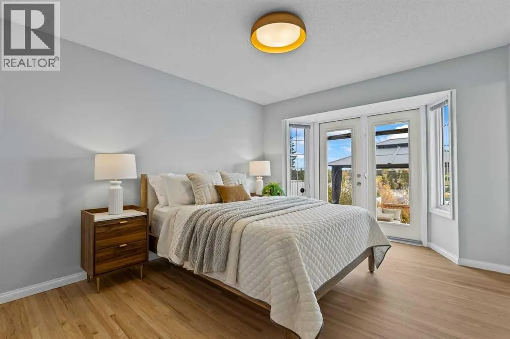 232 Lake Wapta Rise SE