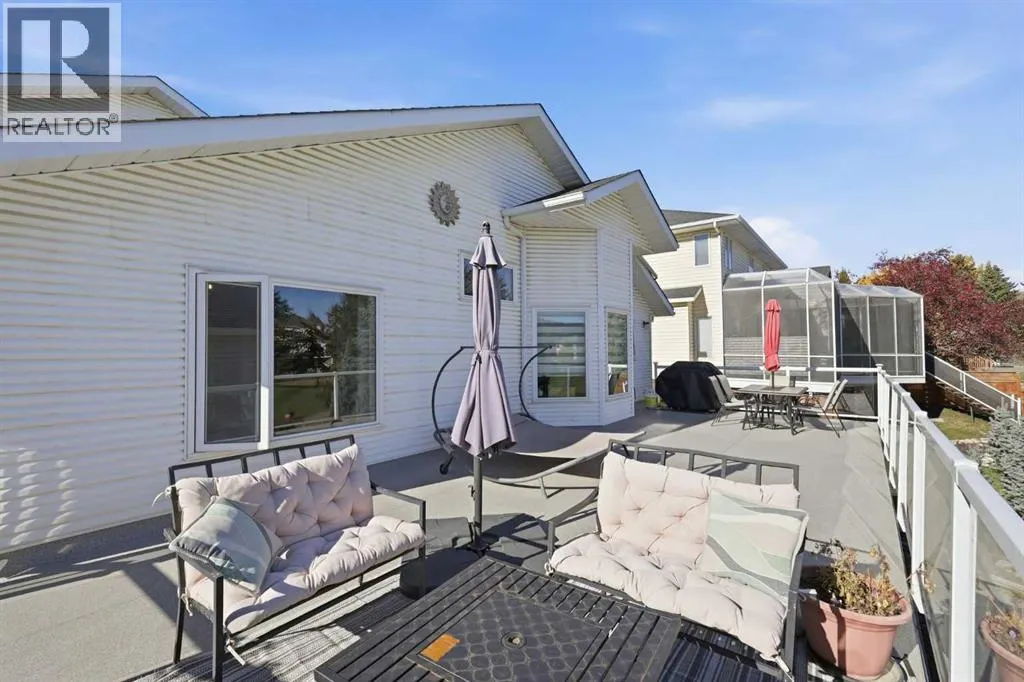 5 Riverview Court