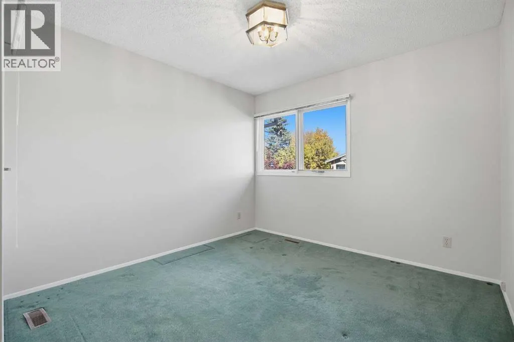 248, 20 Midpark Crescent SE