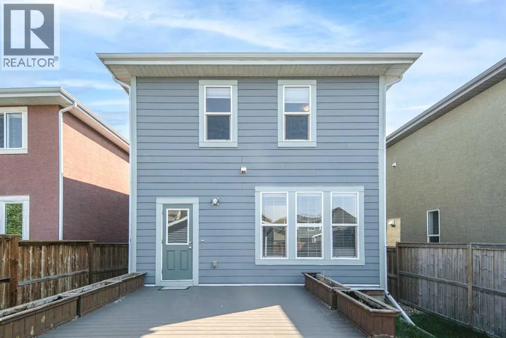 25 Marquis Place SE