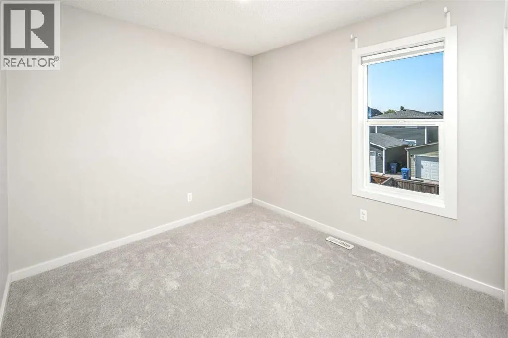 25 Marquis Place SE